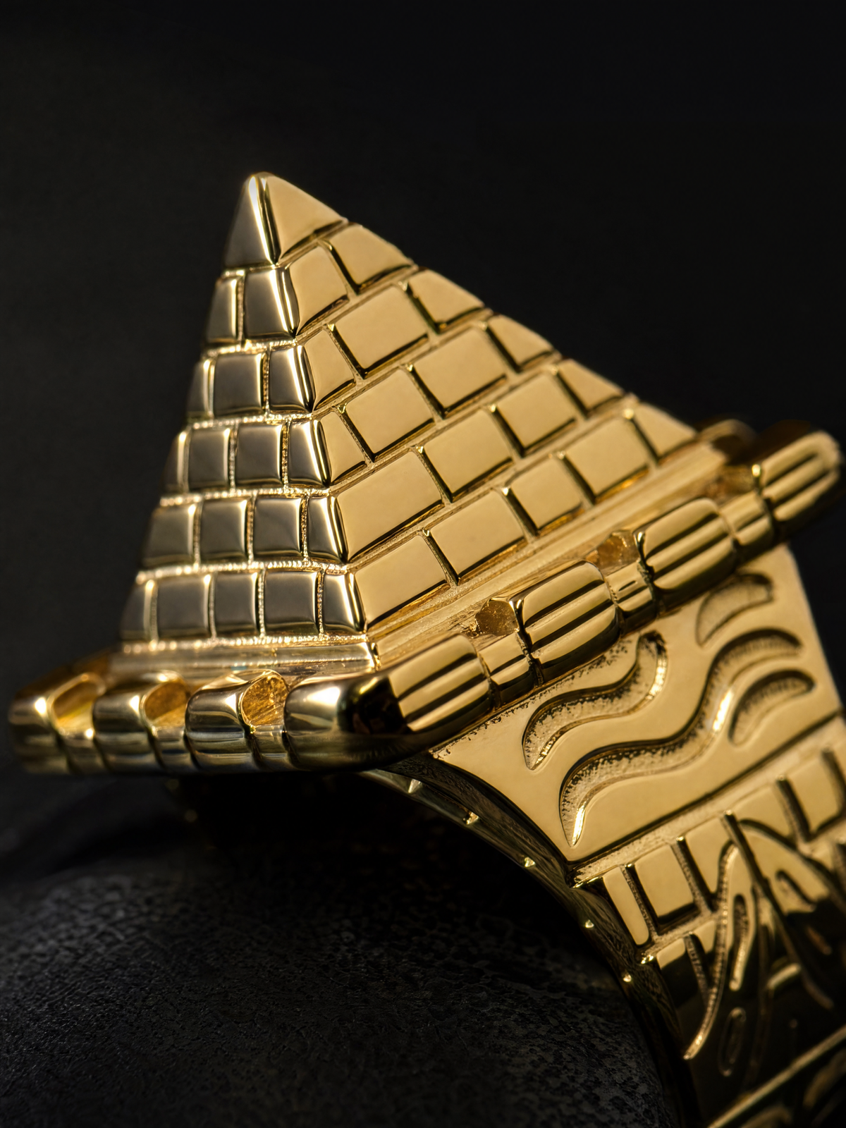 9ct Gold Filled Castle Pyramid Ring