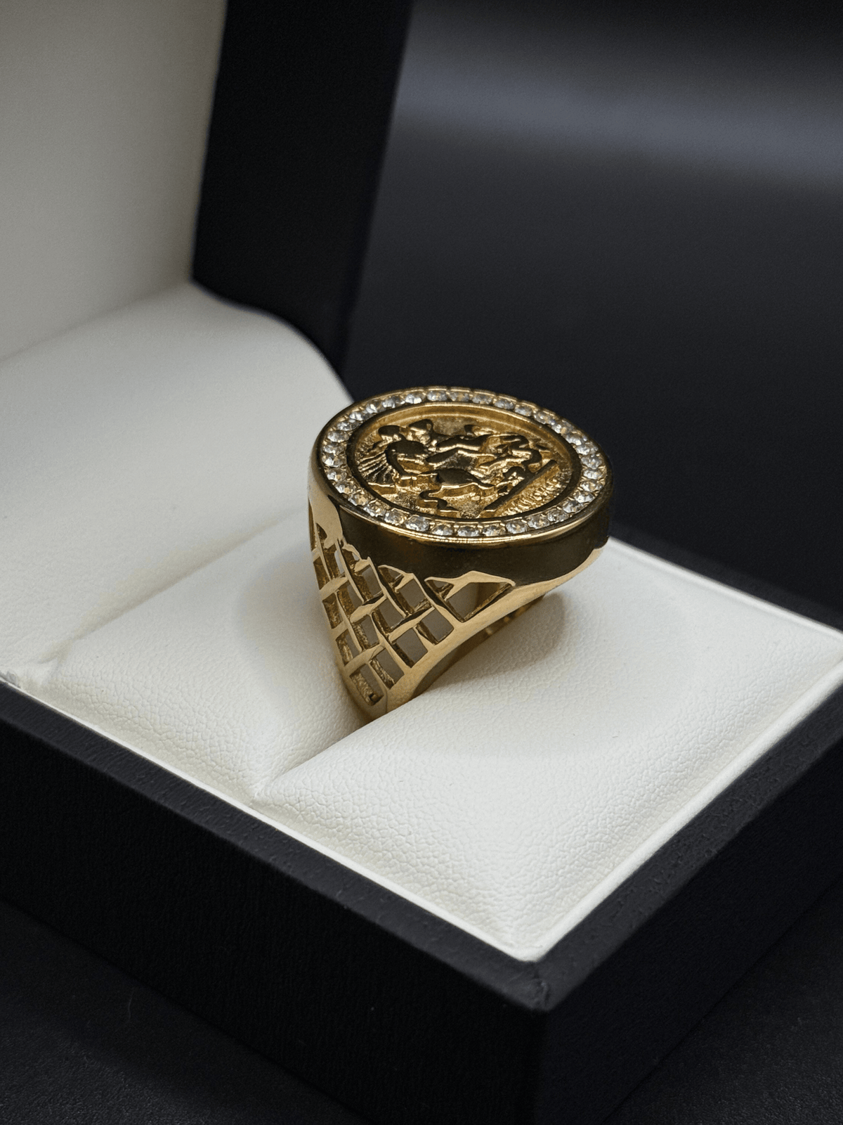 9ct Gold Filled Diamond Sovereign Ring