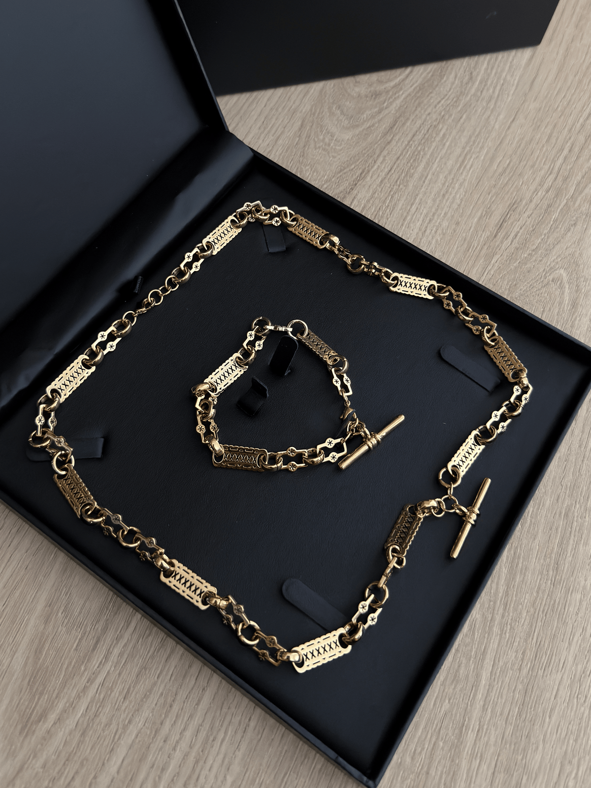 9ct Gold Filled Stars & Bars Set With T-Bar