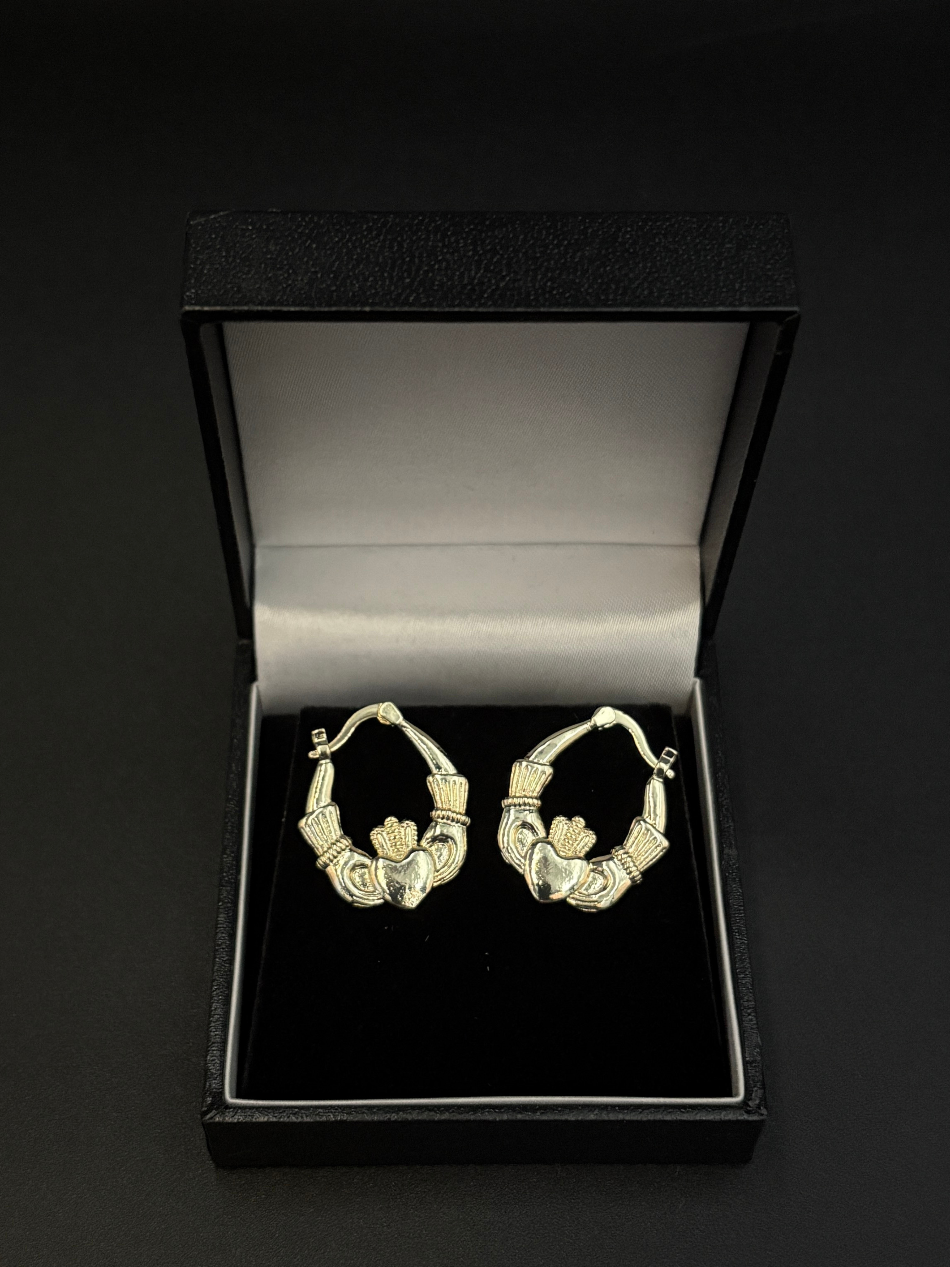 🎁 9ct Gold Filled Claddagh Earrings (100% off)