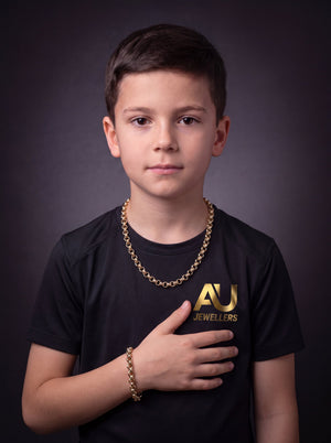 Kids 9ct Gold Filled Belcher Set 8mm worn on model
