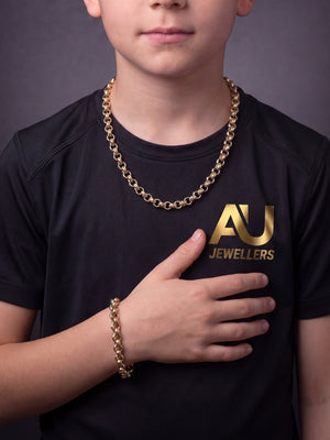 Kids 9ct Gold Filled Belcher Set 8mm worn on model, close-up
