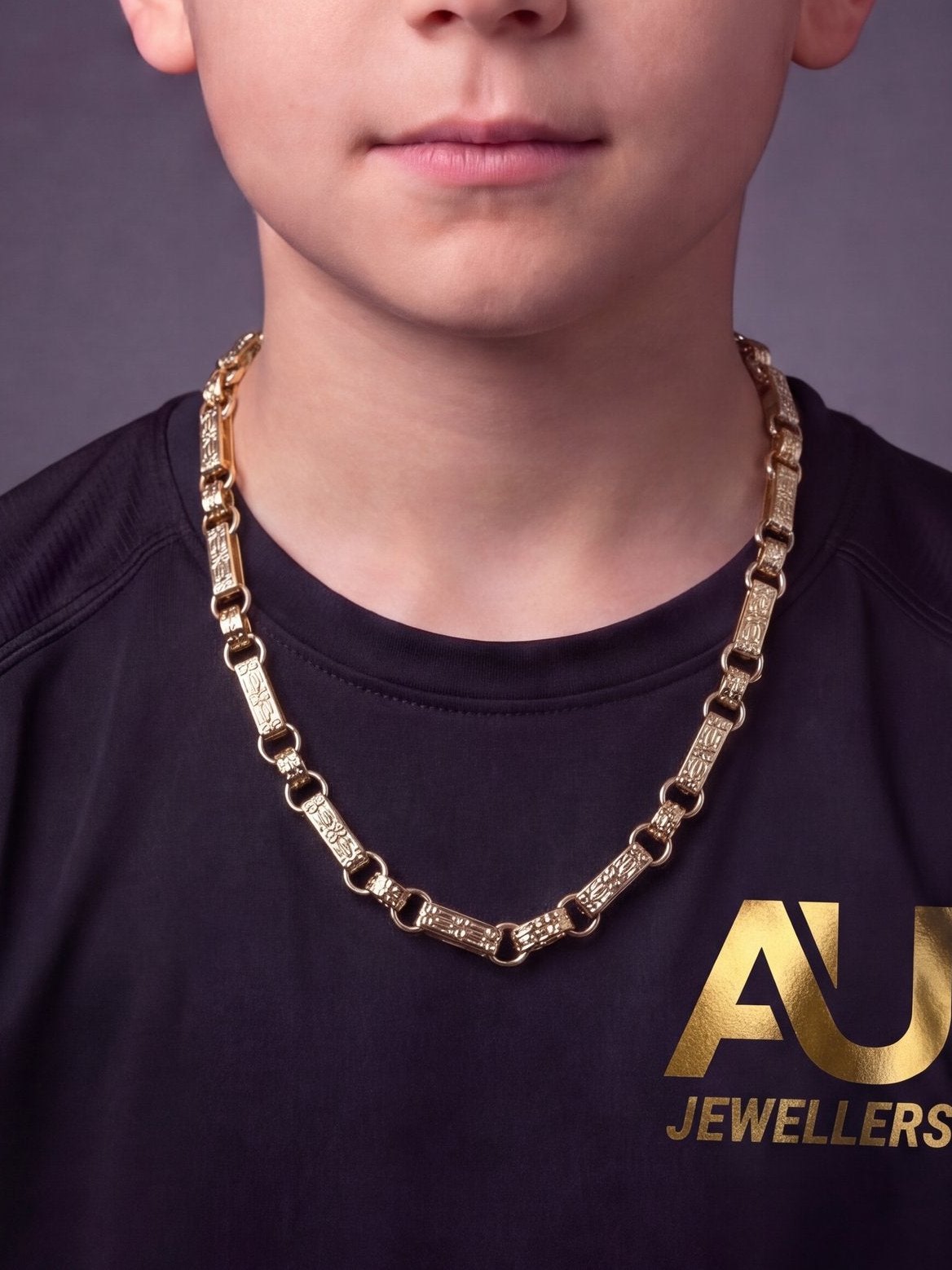 Kids 9ct Gold Filled Gypsy Link Belcher Chain 13mm worn on model, close-up