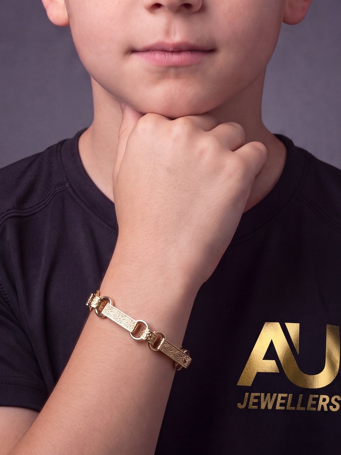 Kids 9ct Gold Filled Gypsy Link Bracelet Belcher 13mm worn on model, close-up