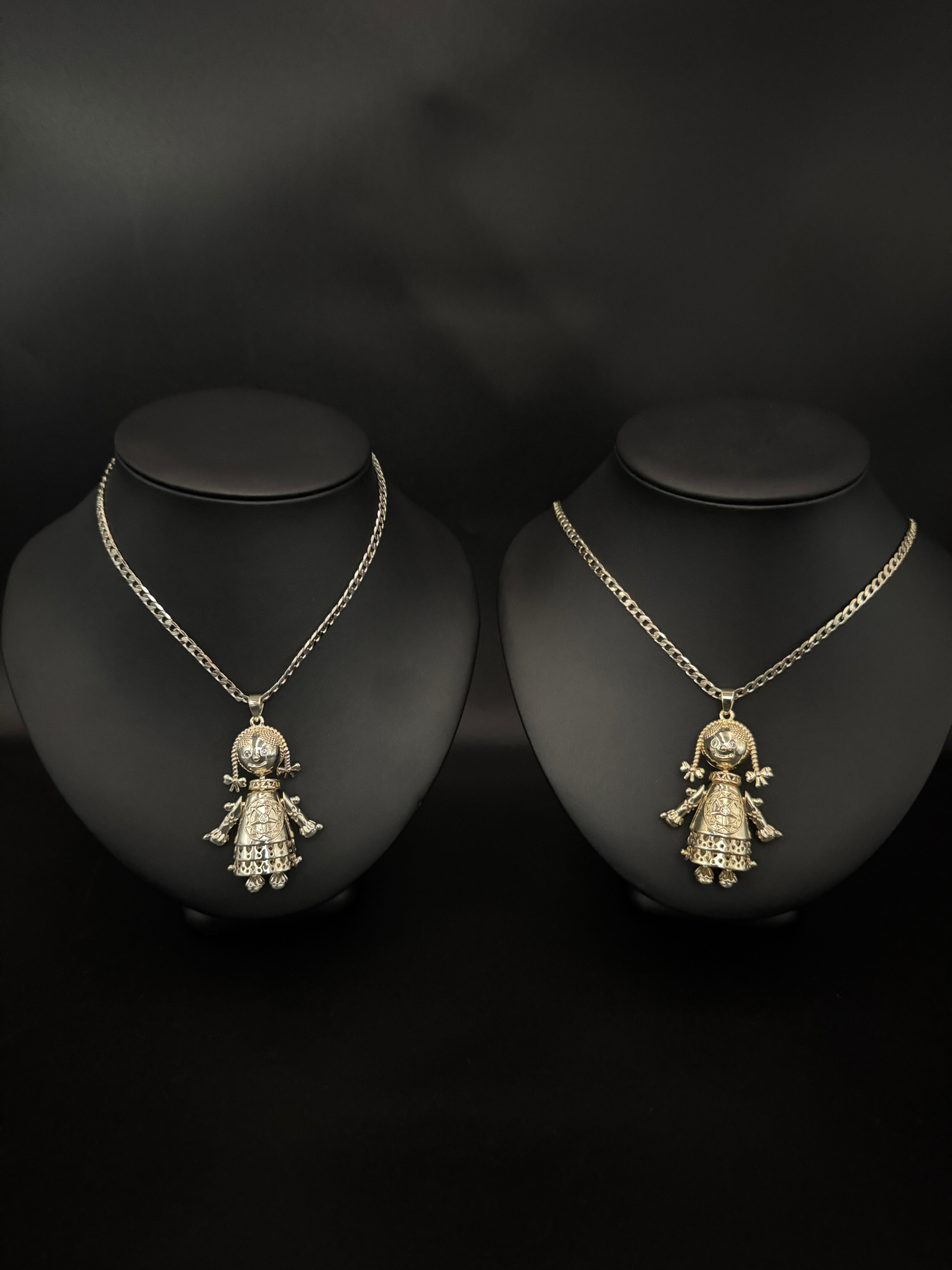 🎁 Gold Filled RagDoll Pendant On 4mm Curb Chain (100% off)