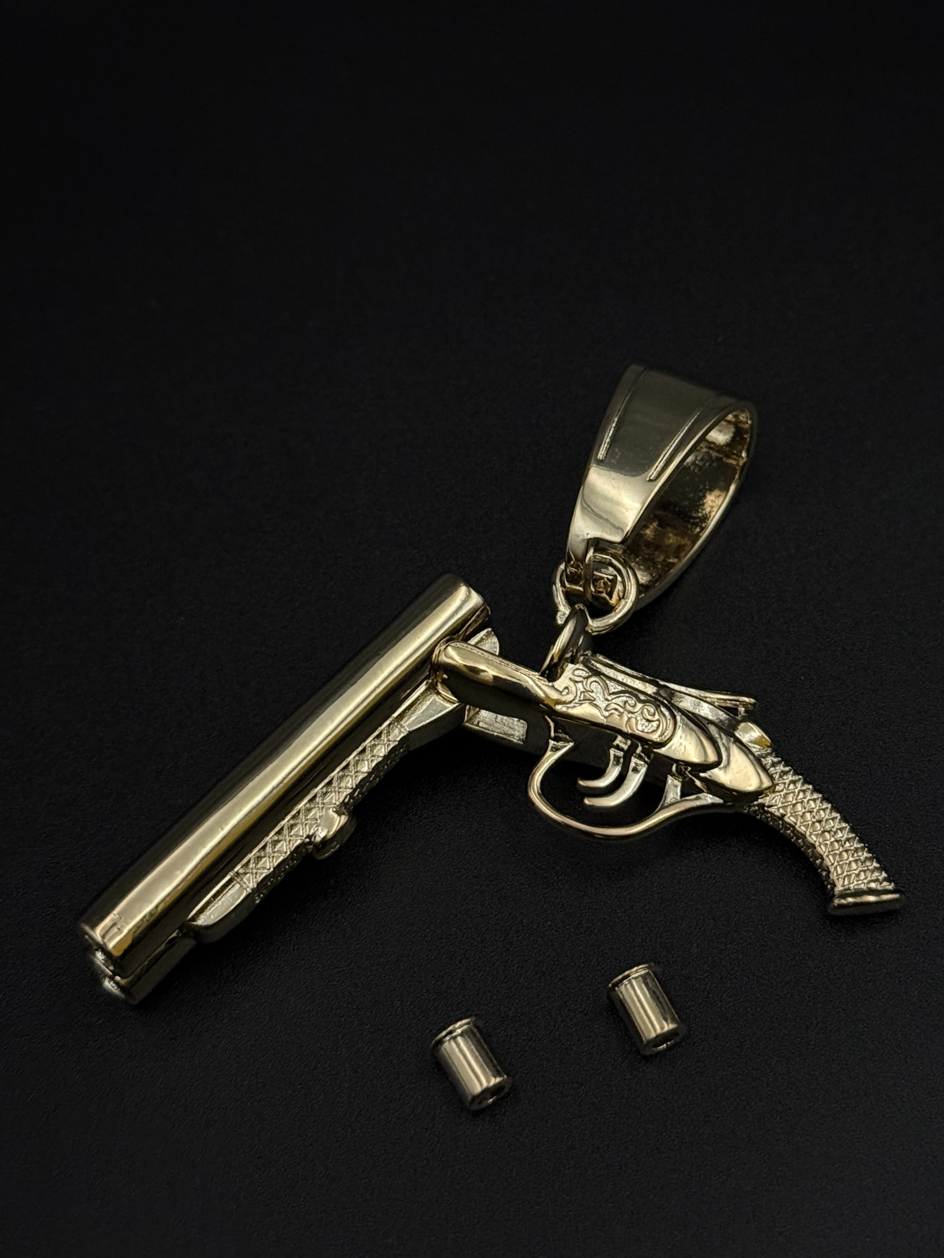 *NEW* 9ct Gold Filled Shotgun Pendant