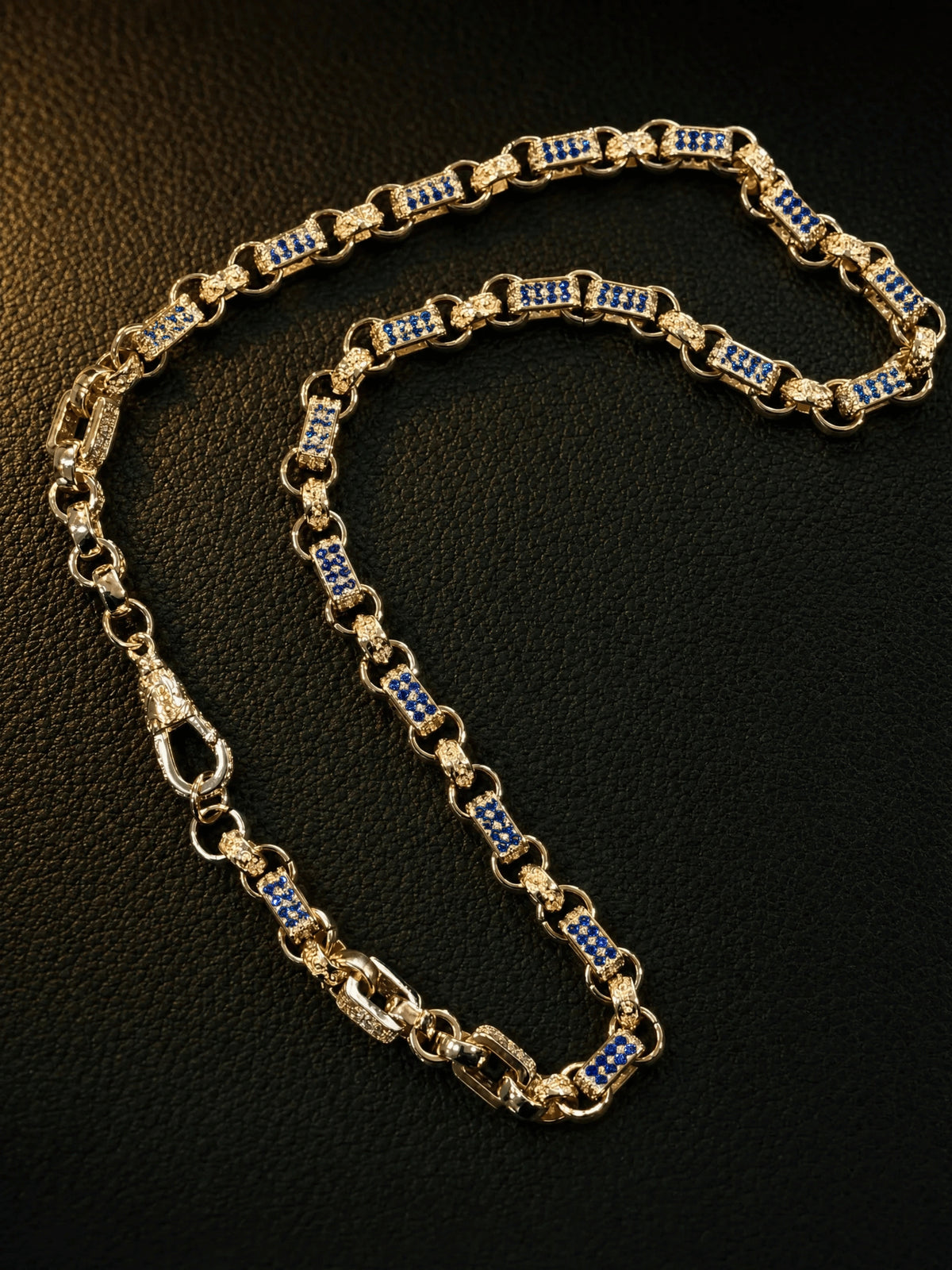 White gold filled blue diamond gypsy link belcher chain 10mm close-up