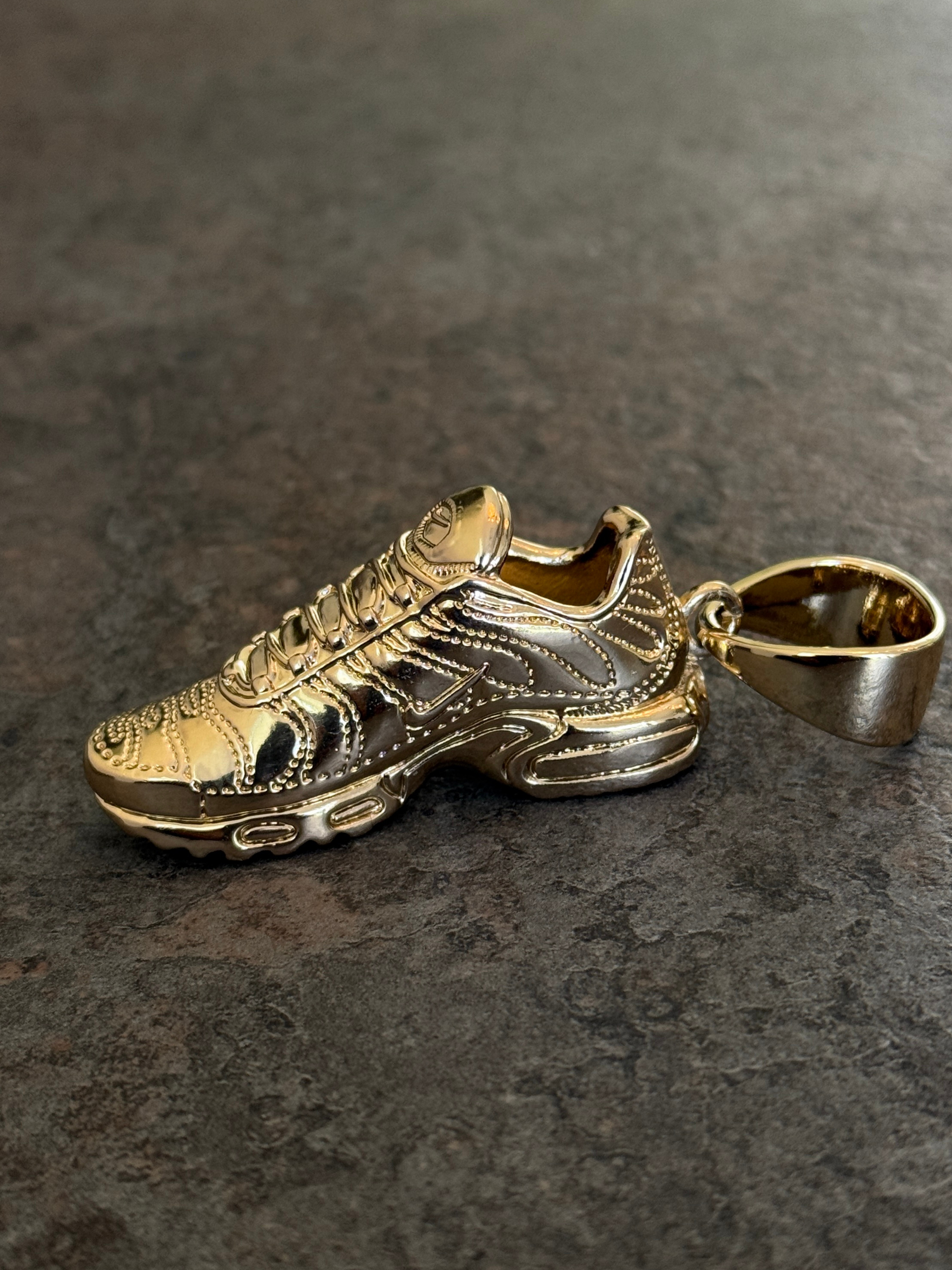 🎁 9ct Gold Filled AirMax TN Trainer Pendant (100% off)