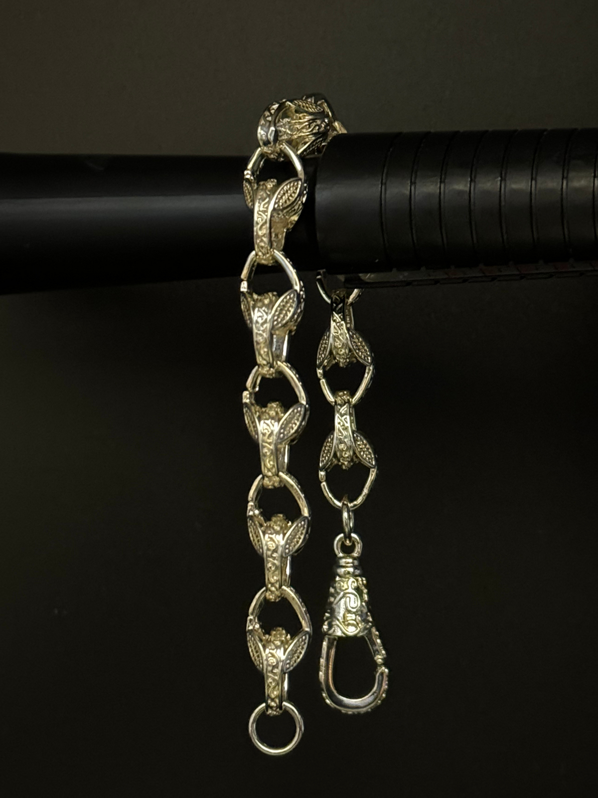 White Gold Filled Tulip Bracelet 10mm